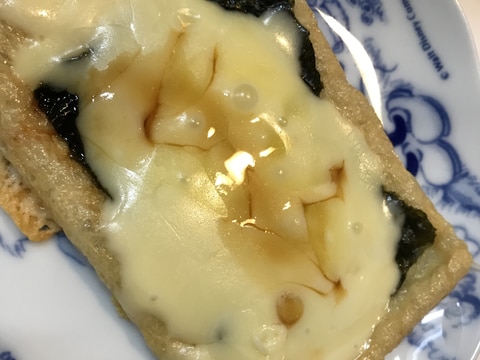 油揚げで和風チーズピザ